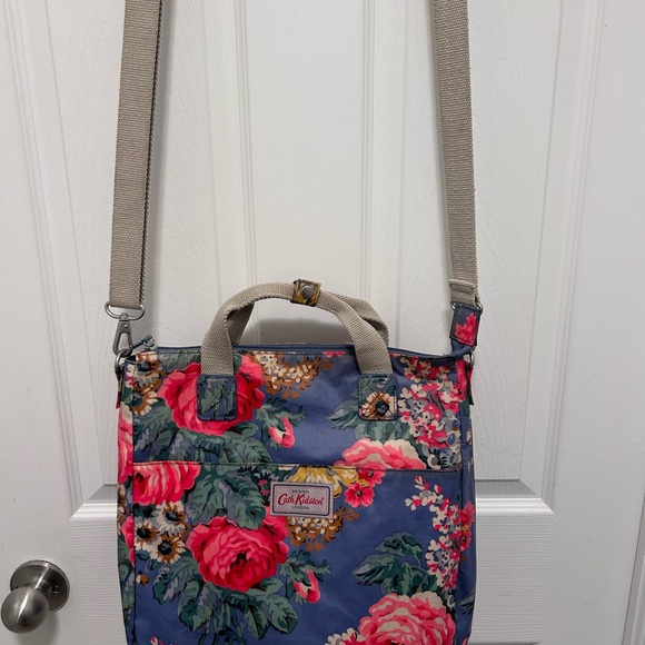 Cath Kidston, backpack/cross body bag - Picture 6 of 11